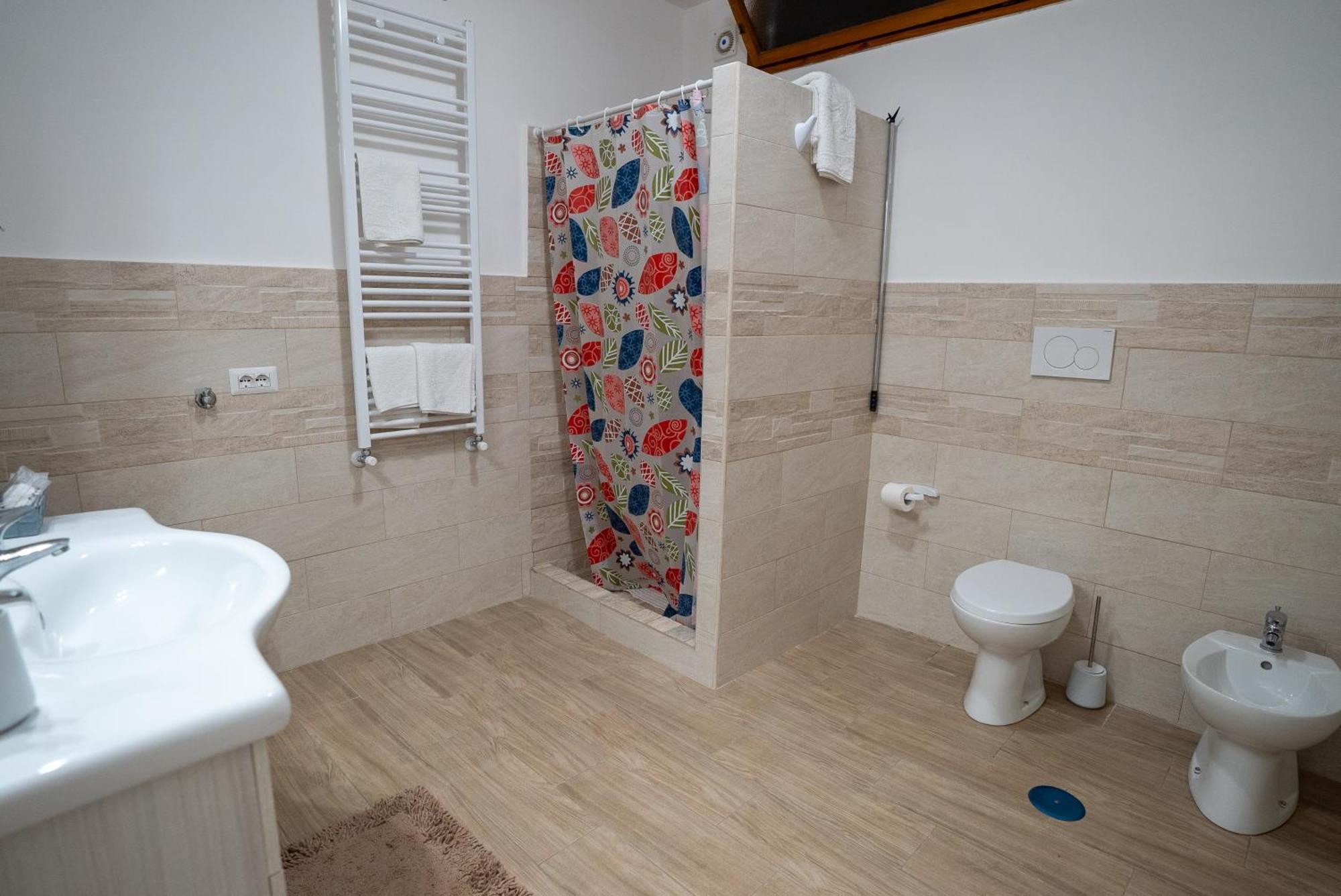 La Dolce Sosta Bed & Breakfast กัมปาญญาโน ดิ โรมา ภายนอก รูปภาพ