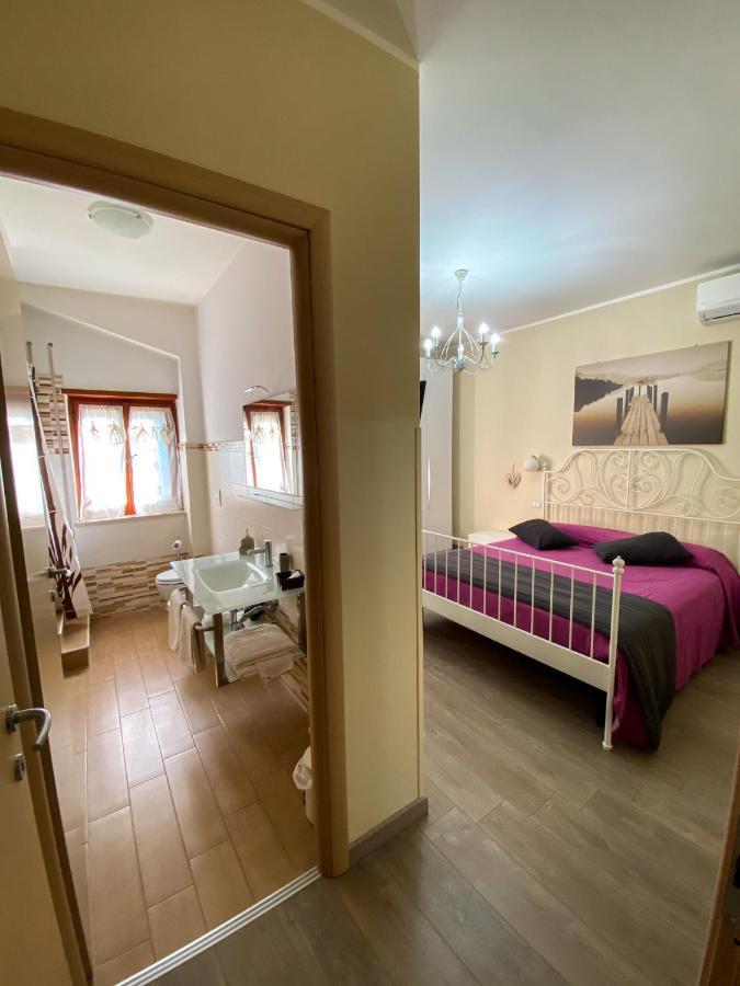La Dolce Sosta Bed & Breakfast กัมปาญญาโน ดิ โรมา ภายนอก รูปภาพ